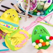 Step,By,Step.,Mother,And,Daughter,Decorating,Paper,Easter,Eggs.